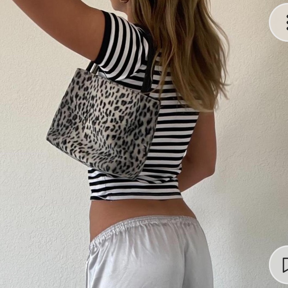 Grey leopard mini shoulder bag